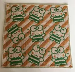 新品　けろけろけろっぴ　ガーゼ　ハンカチ　ハンドタオル