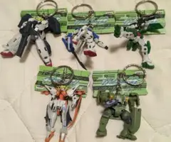 機動戦士ガンダム００　リアルフィギュアキーホルダー３　5種セット　高さ７cm