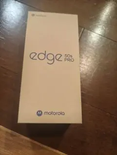 シムフリー　motorola edge 50s pro　バニラクリーム