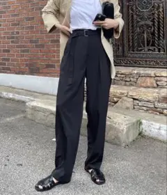 Didot.showroom ウエストベルト付きタックパンツ