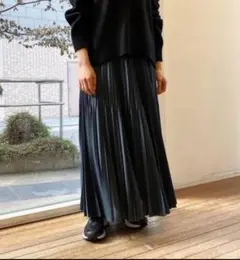 定価33000円【新品タグ付】ASTRAET プリーツロングスカート