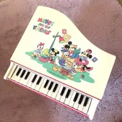 Item thumbnail for item 7a940e4c-85dd-4d64-9500-4da2109b2219