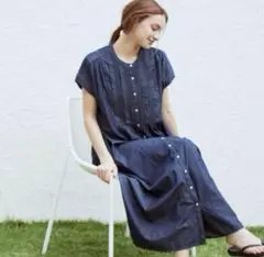 Item thumbnail for item e8ffe66c-f48b-4eed-917c-fb65d95e049e