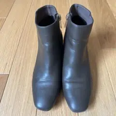 LeTalonジッパー付きショートブーツ