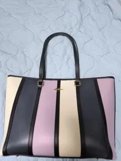 Clelia　クレリア　ストライプデザイン ビジネスバッグ