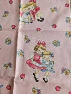 【値下げ中】マーガレット&ソフィ　ピンクハギレ　50cm×50cm