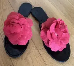 ★美品&激安 バラお花 ビーチサンダル 黒 サイズ39★