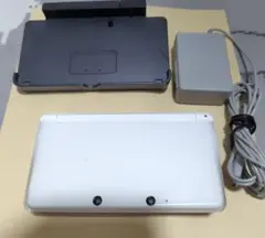 送料無料 ニンテンドー3DS 本体 ホワイト 充電台 アダプター セット