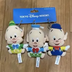 未使用　ディズニー 三匹のこぶた ぬいぐるみバッジ キーホルダー　レア　希少