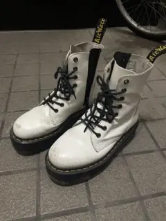 Item thumbnail for item e90b0547-81d3-472f-b59f-16d4db117979