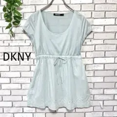 【美品】DKNY 異素材切り替えブラウス 刺繍 シルク混 ライトブルー リボン