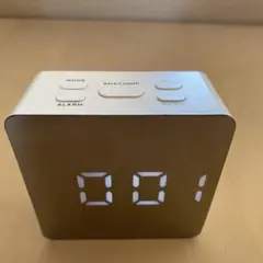 デジタルアラーム時計 ホワイト