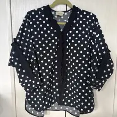 ユナイテッドアローズ　タック フリルVネック シャツ