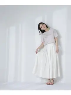 新品タックプリーツフレアスカート