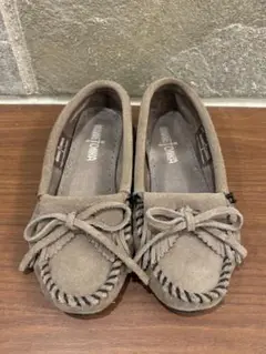美品♥Minnetonka グレー モカシン スエード US5