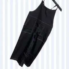 新品未使用　フリーサイズ　ブラックサロペット
