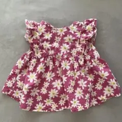 BREEZE 花柄　フリルトップス　80cm