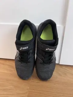 asics ブラックスニーカー 23.0cm