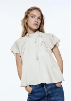 ZARA サテンブラウス　リボンブラウス