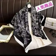 ホワイトデー　レディーススカーフ　花柄　ブラックホワイト　新品　モノトーン