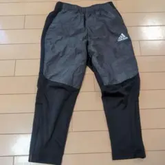 adidas 黒パンツ 130サイズ ジッパー付き