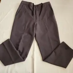 New Balance グレー パンツ