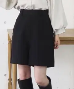 フロントタックスラックスショートパンツ【web限定Sサイズ・セットアップ対応】