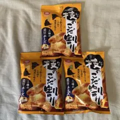 亀田製菓　技のこだ割り 米菓（チーズ） 30g