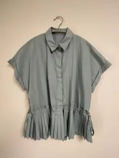【美品】Ray BEAMS プリーツ裾 半袖シャツ 水色