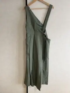 カーキ　ジャンパースカート　巻きスカート