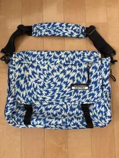 【レア・新品未使用】イーストパック イーリーキシモト メッセンジャーバッグ 新品 イーリーキシモト イーストパック 限定モデル ILEY