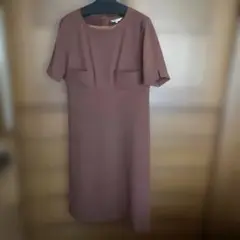 49AV. 半袖ひざ丈ワンピース 38