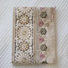 インド刺繍のブックカバー　文庫サイズ