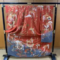 振袖⑦ レッド 赤 グレー 灰 花柄 蝶々 美品 振袖 正絹
