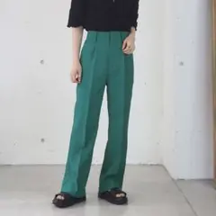 tiptop センタープレス セミフレアスラックス