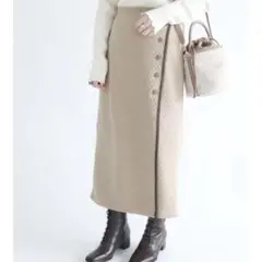 【新品タグ付】Te chichiキルティングラップライクスカート　秋冬