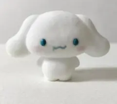 ホワイトぬいぐるみ 大きな耳