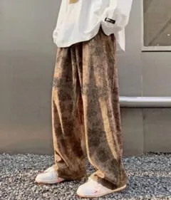 花柄コーデュロイパンツ