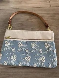 花柄刺繍ポシェット