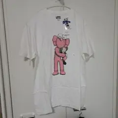 【新品未使用】KAWS キャラクターTシャツ Lサイズ