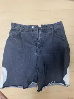 ダークグレー カットオフデニムショーツ
