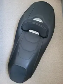 YAMAHA XMAX用 コンフォートシート SG42J コンフォートシート XMAX | ヤマハ発動機グループ ワイズギア