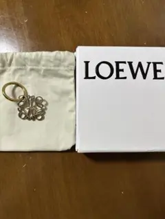 Item thumbnail for item b00e4162-2bbf-4f86-864a-f3693ec6acf0