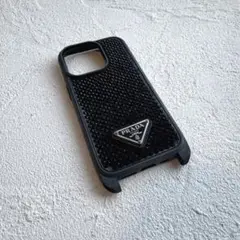 PRADA プラダ iPhone16pro ケース スタッズ トライアングル