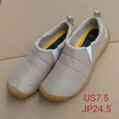 KEEN ウィンタースリッポン