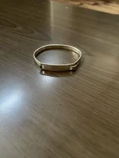 guess シンプルバングル