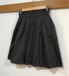 美品 フォクシー FOXEY スカート リリー 38 S 濃灰色 膝丈
