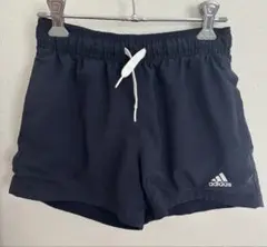 adidas ネイビー ハーフパンツ