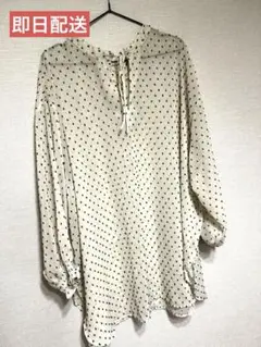 即日配送　シアードットシャツ　2way しまむら　美品