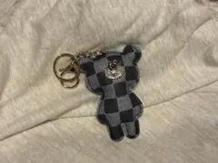 くまの合皮チャーム　一松柄　くまキーホルダー